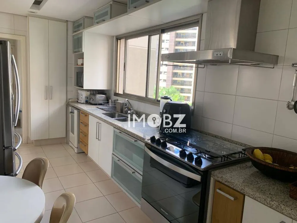 Apartamento, 3 quartos, 212 m² - Foto 3