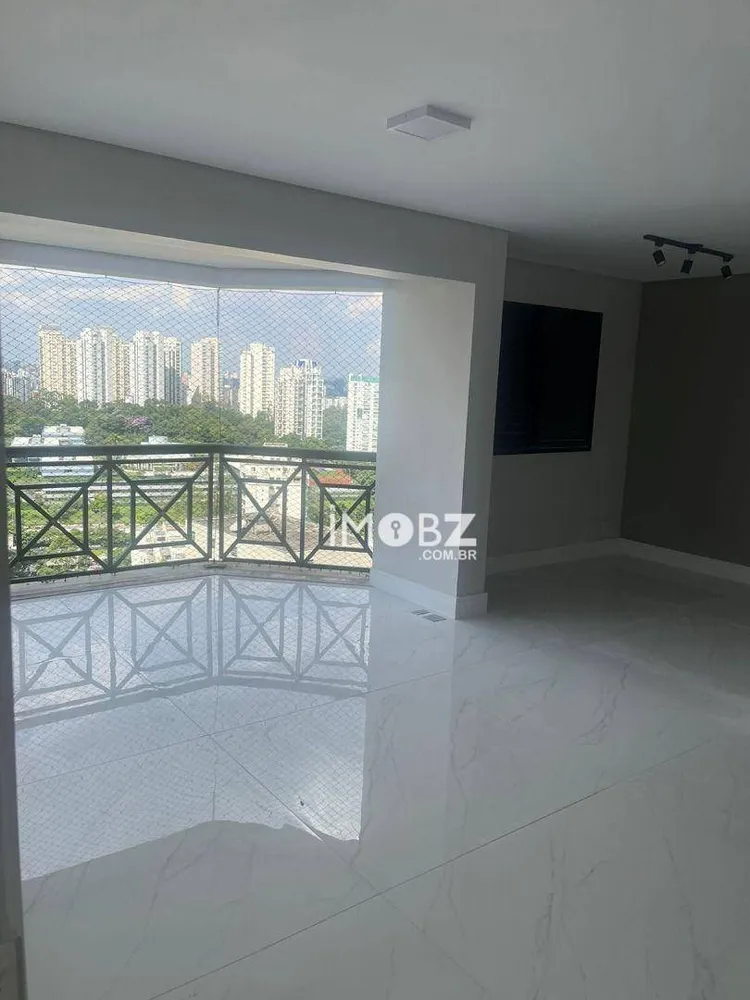Apartamento, 3 quartos, 125 m² - Foto 2