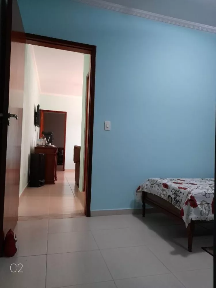 Casa à venda com 4 quartos, 180m² - Foto 10