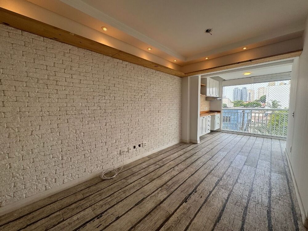 Apartamento à venda com 3 quartos, 72m² - Foto 1