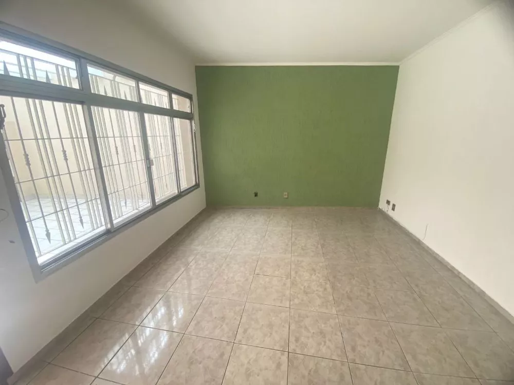 Casa à venda com 3 quartos, 150m² - Foto 4