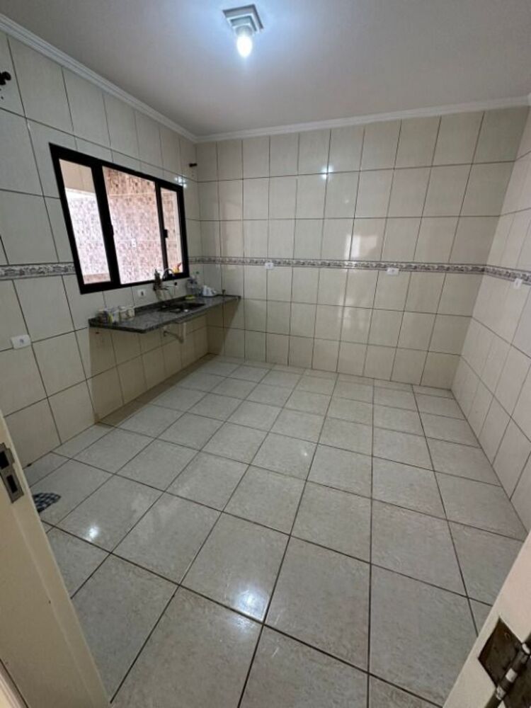 Sobrado, 3 quartos, 122 m² - Foto 2