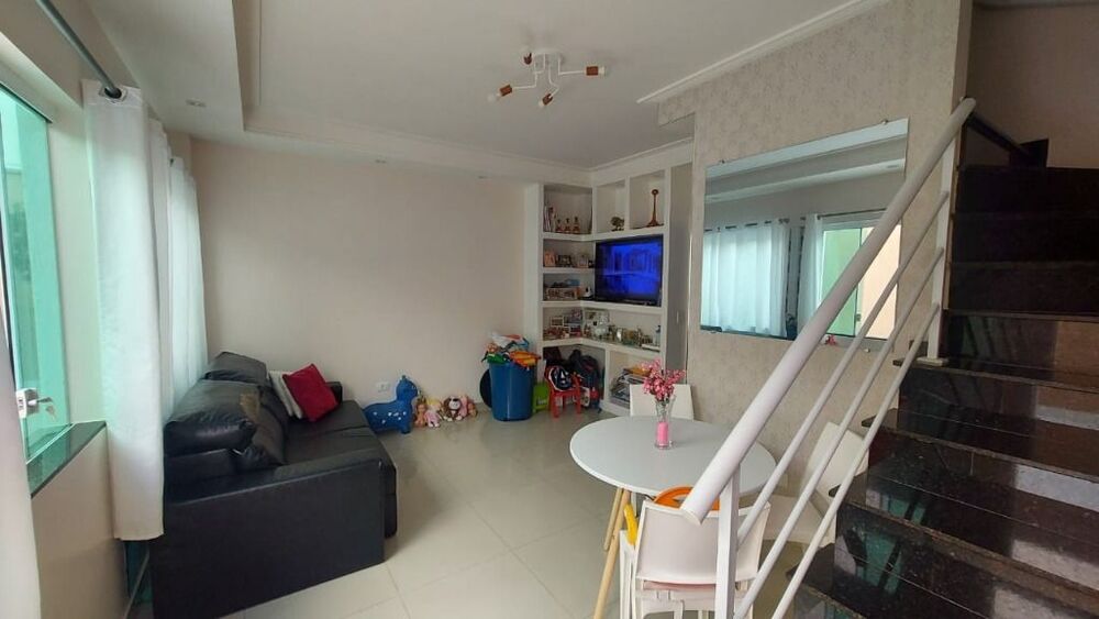 Sobrado à venda com 2 quartos, 70m² - Foto 4