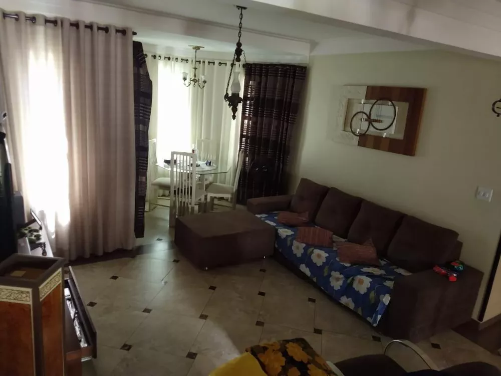 Sobrado à venda com 4 quartos, 270m² - Foto 2