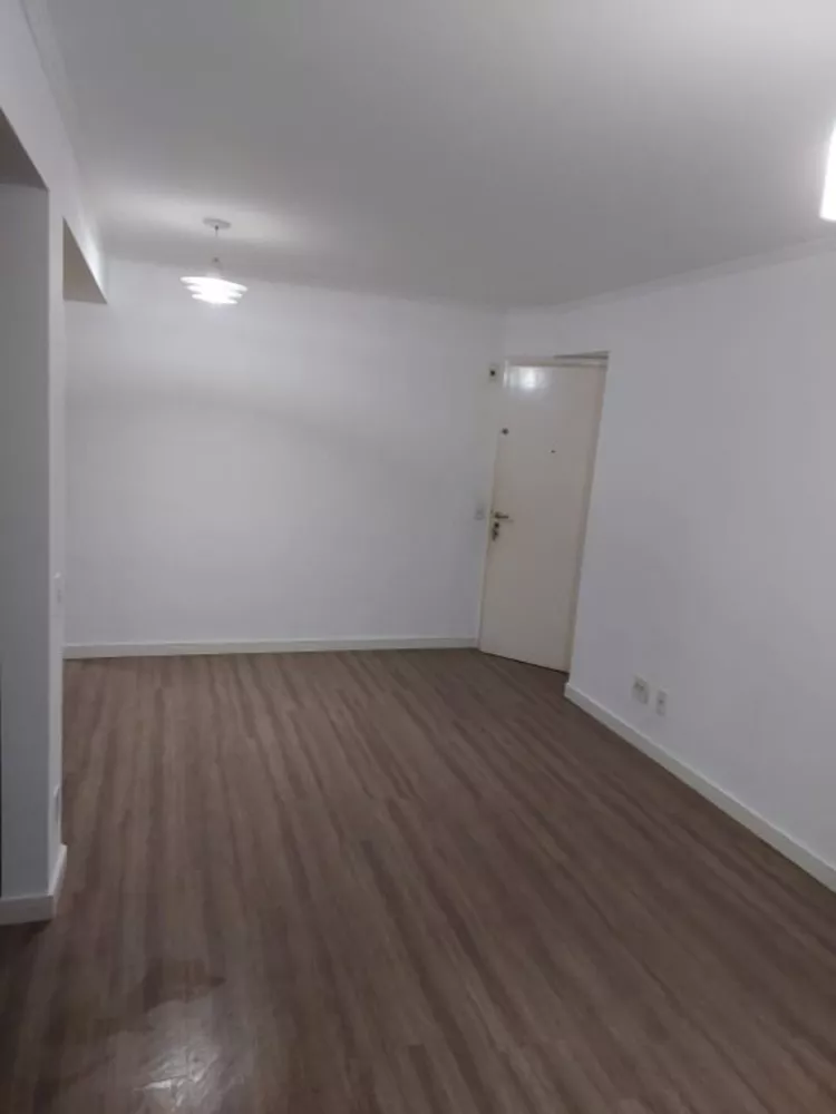 Apartamento para alugar com 2 quartos, 57m² - Foto 2