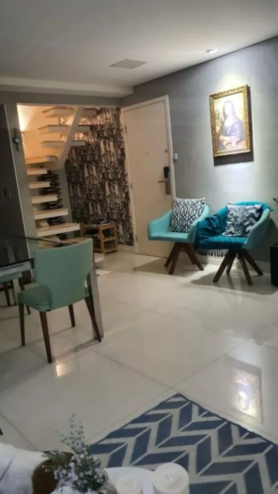 Apartamento à venda com 3 quartos, 200m² - Foto 3