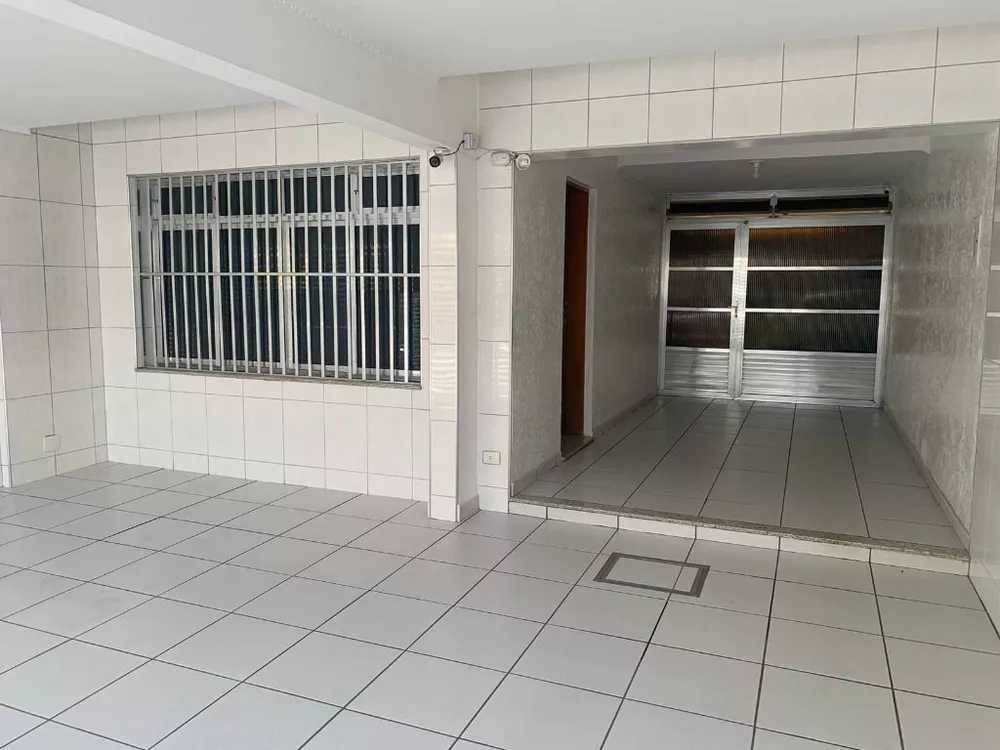 Sobrado à venda com 4 quartos, 150m² - Foto 2