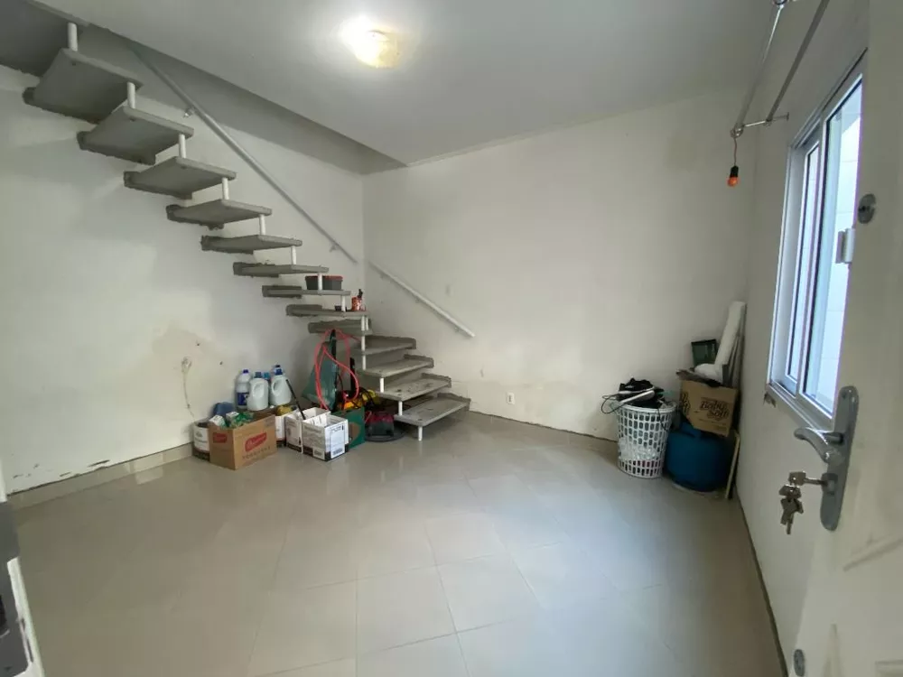 Sobrado à venda com 2 quartos, 171m² - Foto 6