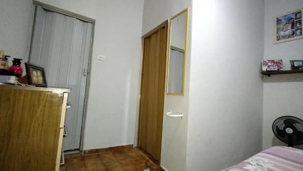 Casa à venda com 2 quartos, 60m² - Foto 8