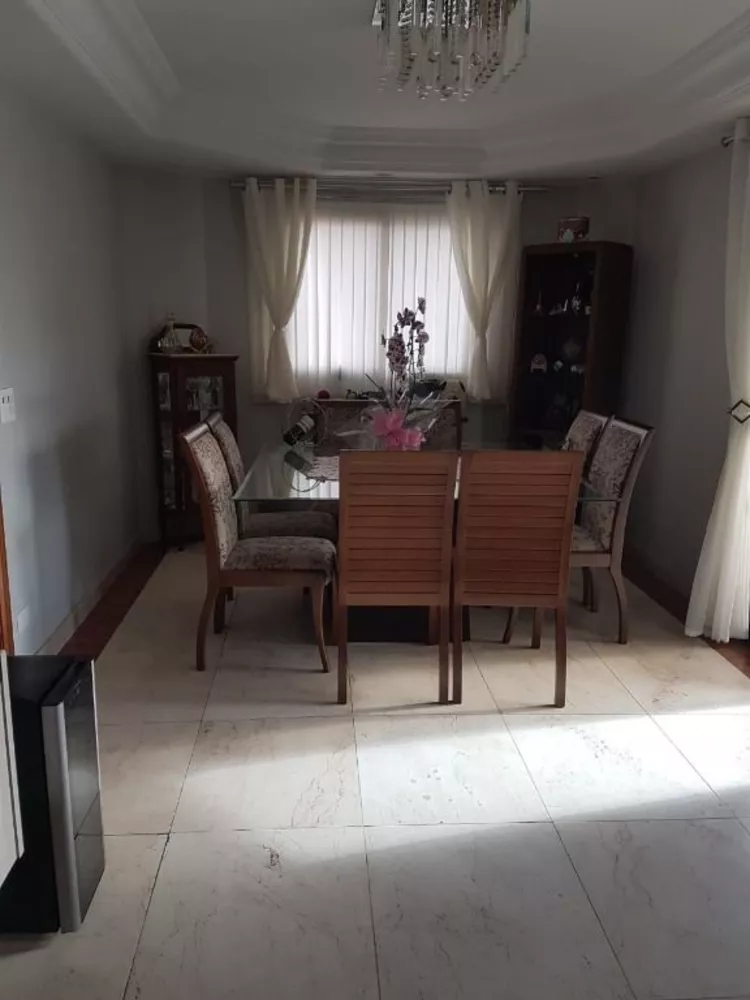 Apartamento à venda com 4 quartos, 198m² - Foto 3