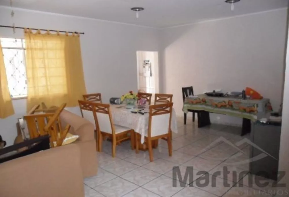 Casa à venda com 3 quartos, 150m² - Foto 3