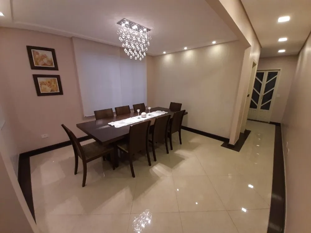 Sobrado, 3 quartos, 346 m² - Foto 1