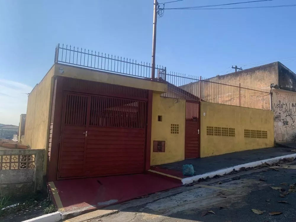 Casa à venda com 2 quartos, 100m² - Foto 1