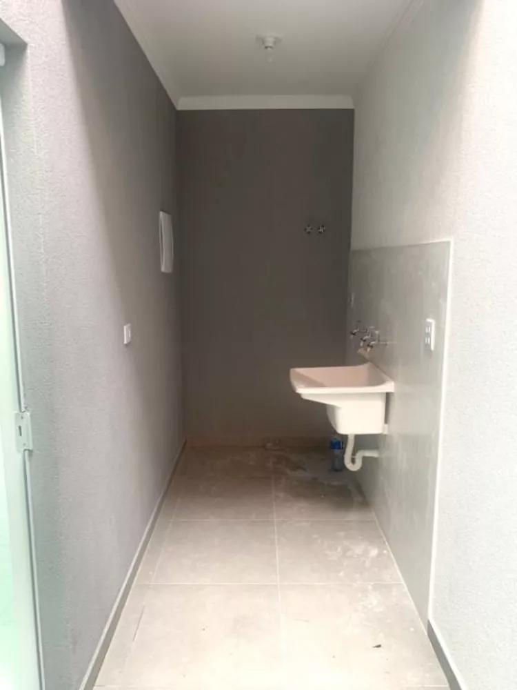 Sobrado à venda com 1 quarto, 60m² - Foto 2