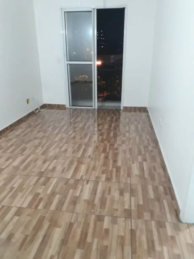 Apartamento à venda com 2 quartos, 52m² - Foto 4