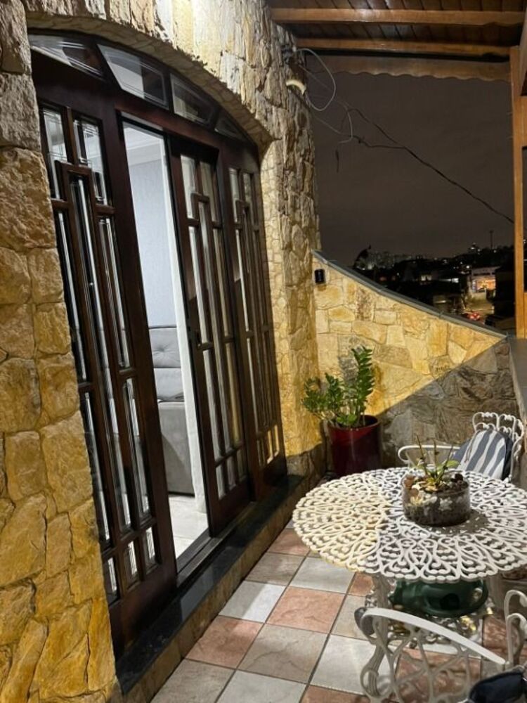 Sobrado, 4 quartos, 345 m² - Foto 1
