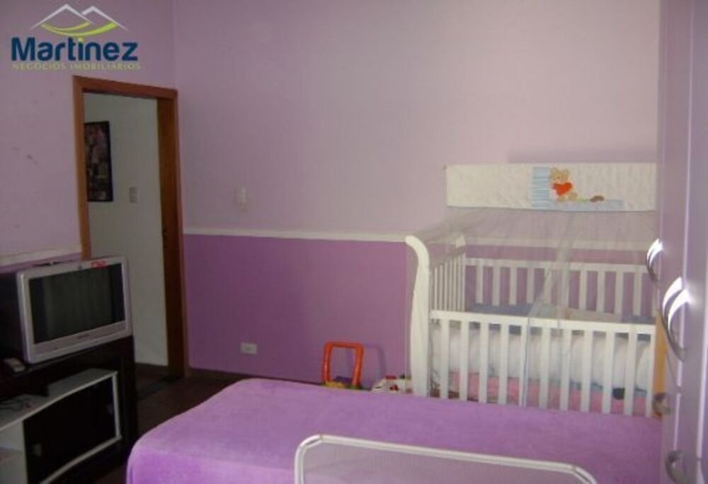 Casa, 3 quartos, 220 m² - Foto 2