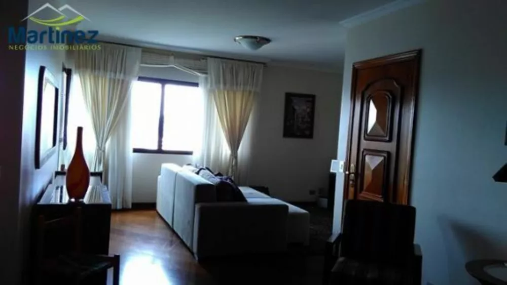 Apartamento à venda com 3 quartos, 128m² - Foto 1