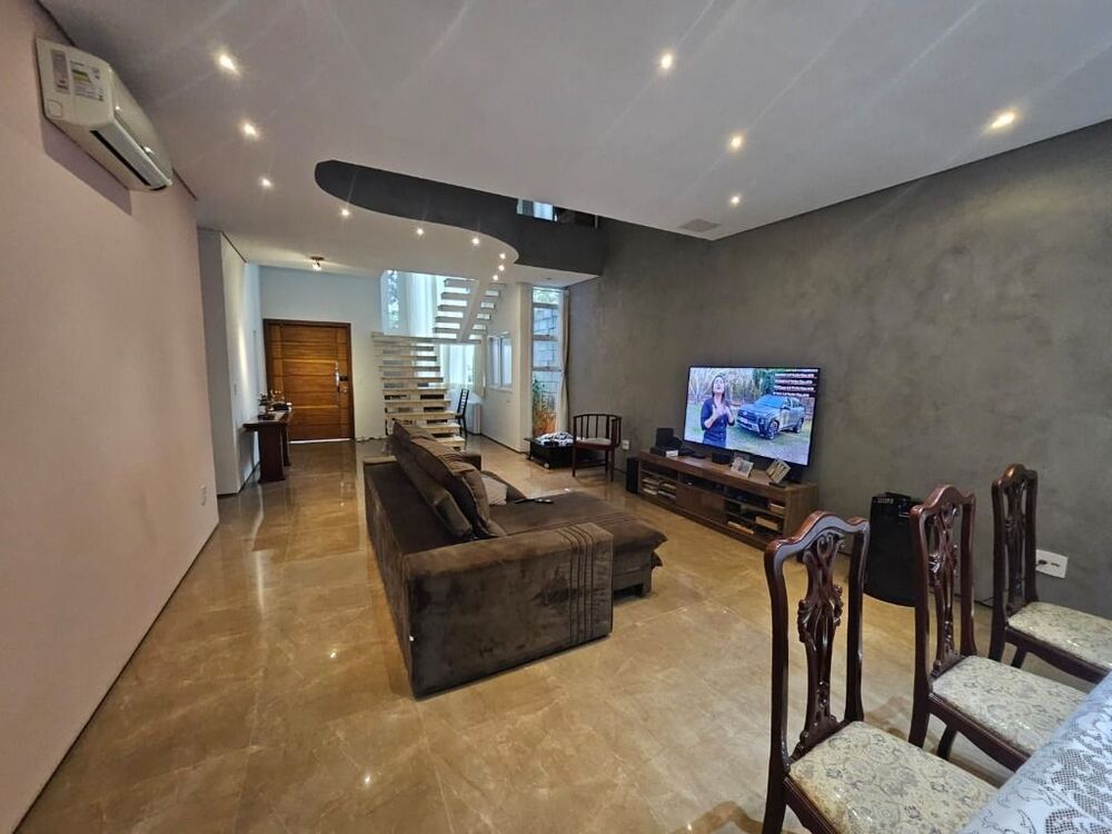 Sobrado à venda com 3 quartos, 222m² - Foto 6