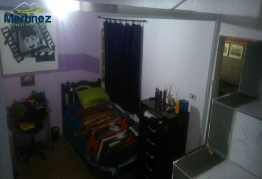 Sobrado à venda com 2 quartos, 200m² - Foto 5