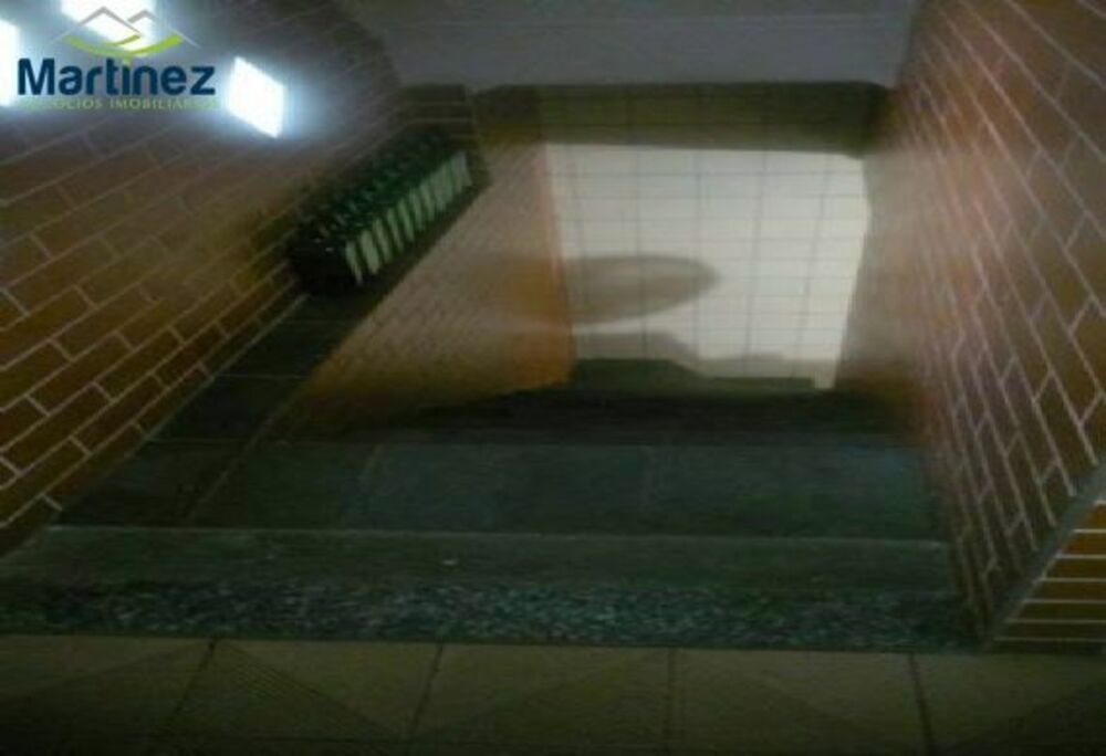 Sobrado à venda com 2 quartos, 200m² - Foto 9