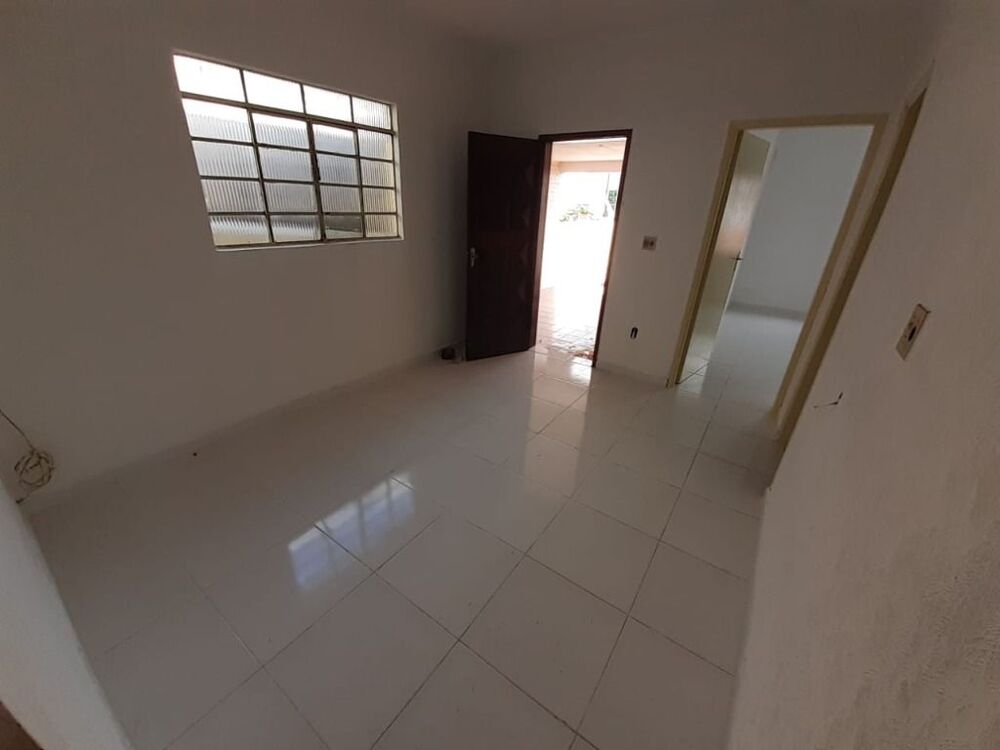 Casa, 2 quartos, 102 m² - Foto 1