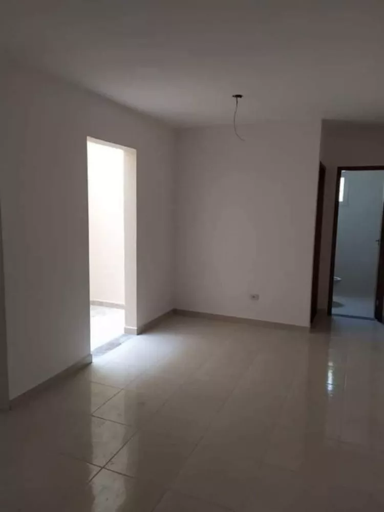 Apartamento à venda com 2 quartos, 39m² - Foto 2