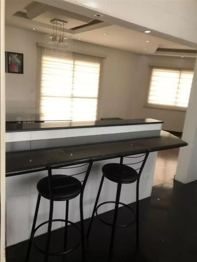 Apartamento à venda com 3 quartos, 94m² - Foto 3