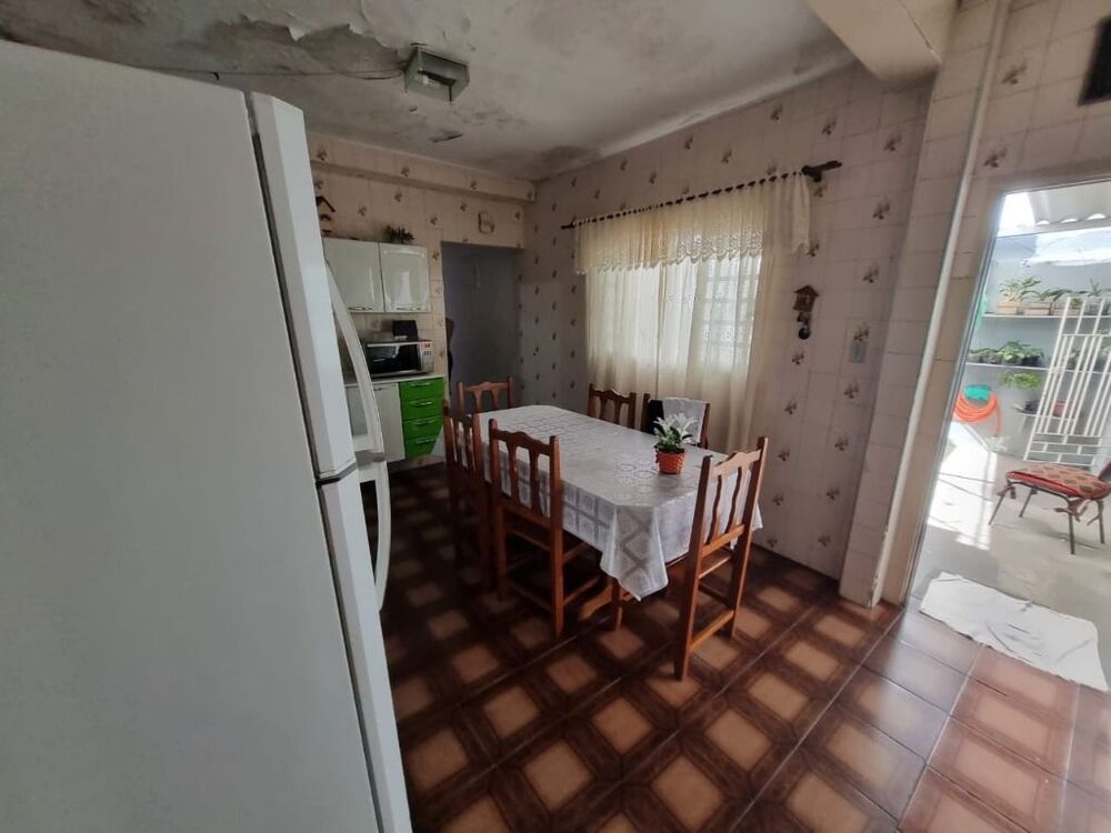 Casa, 6 quartos, 180 m² - Foto 3