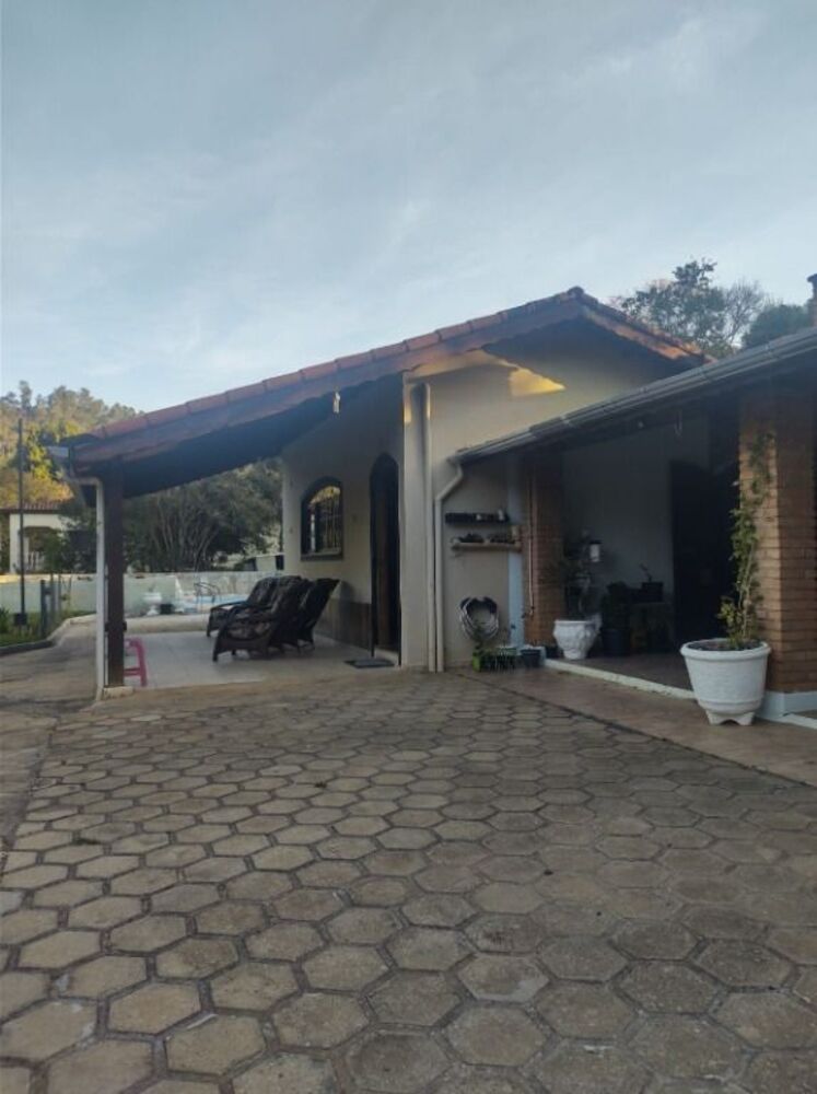 Chácara, 4 quartos, 2442 m² - Foto 2