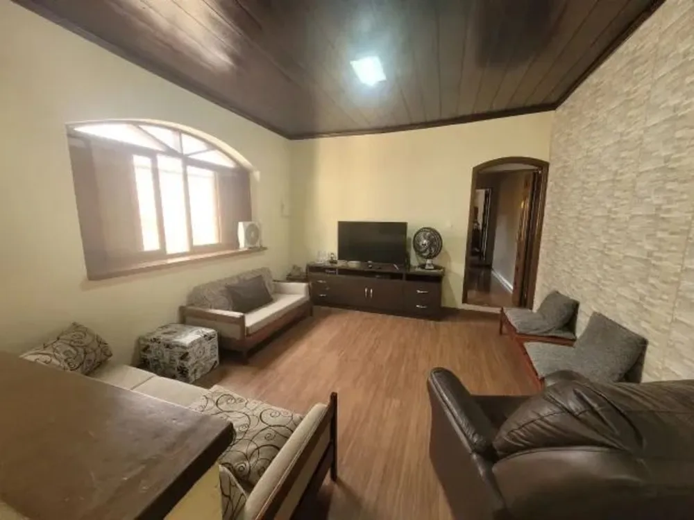 Casa, 2 quartos, 171 m² - Foto 1