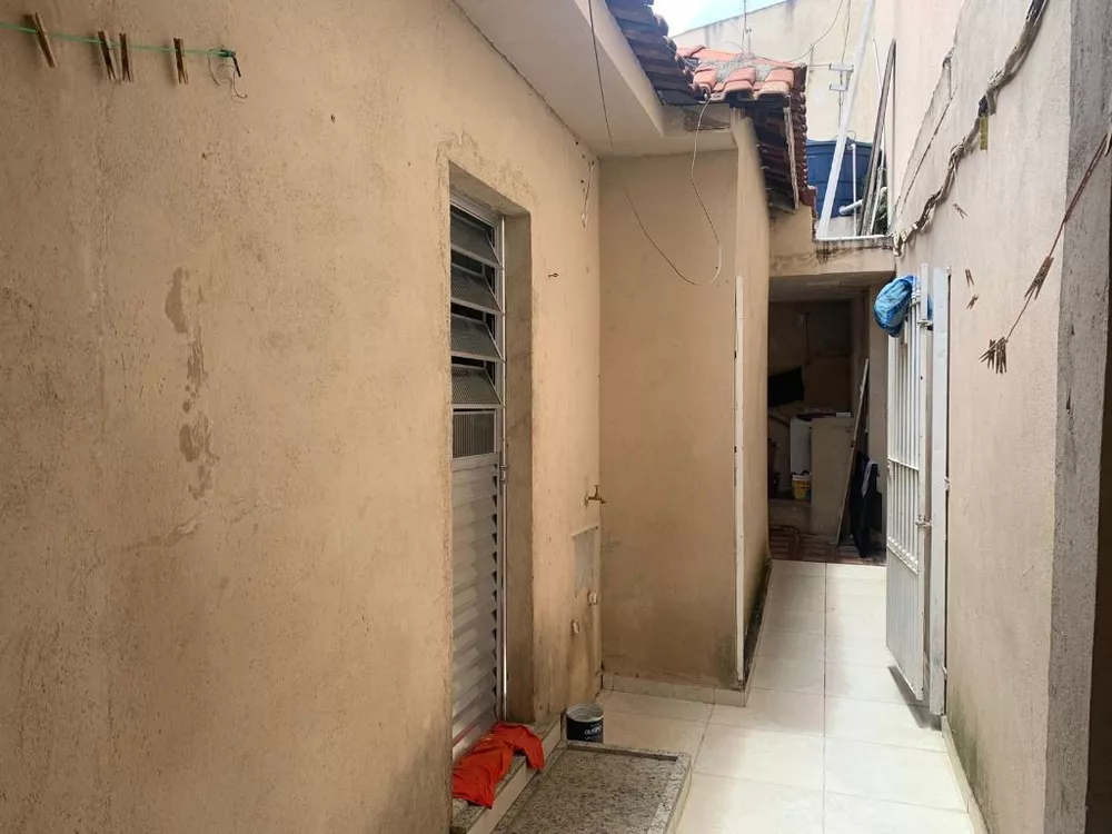 Casa à venda com 5 quartos, 150m² - Foto 6