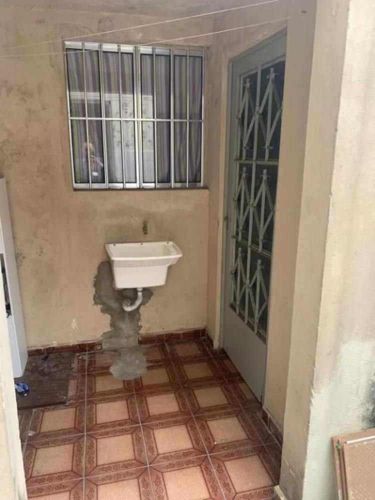 Casa à venda com 5 quartos, 150m² - Foto 7