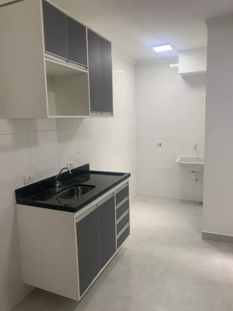 Apartamento para alugar com 1 quarto, 35m² - Foto 2