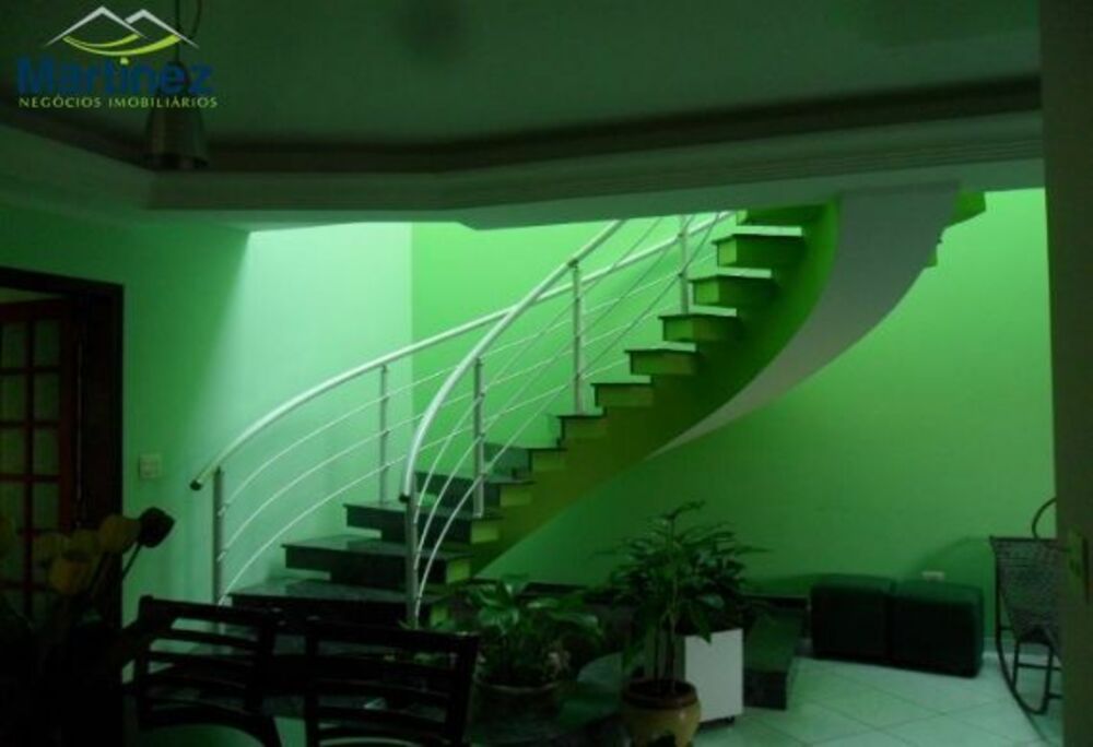 Sobrado, 4 quartos, 283 m² - Foto 1