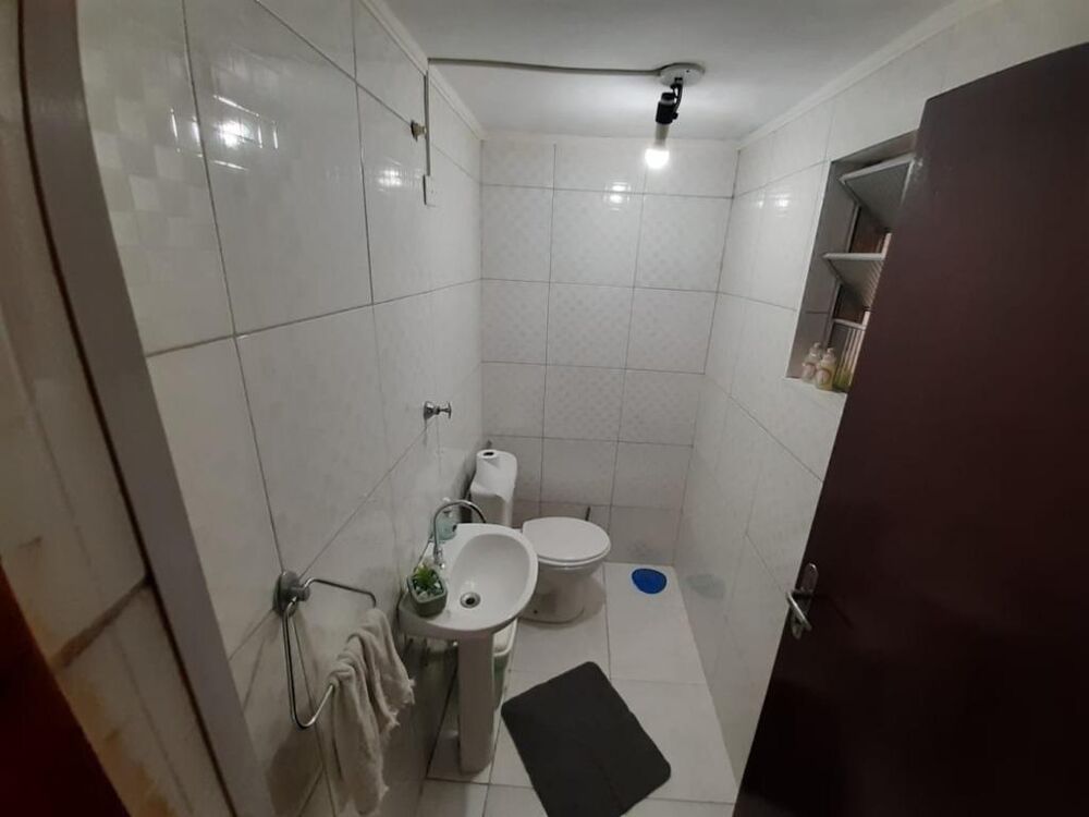 Casa, 6 quartos, 223 m² - Foto 2