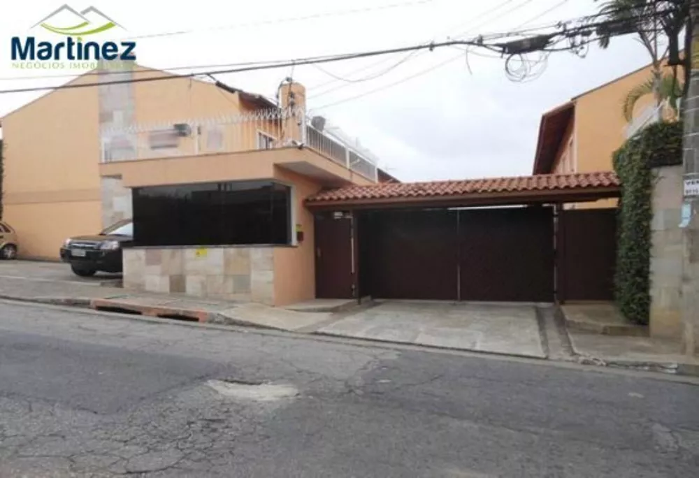 Sobrado à venda com 2 quartos, 100m² - Foto 2