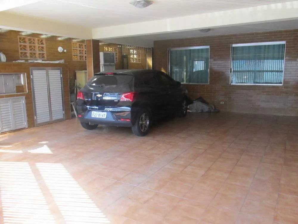 Sobrado à venda com 3 quartos, 308m² - Foto 4