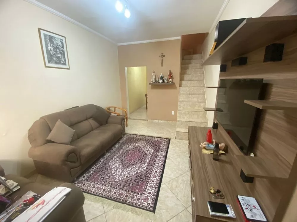 Sobrado à venda com 2 quartos, 108m² - Foto 2