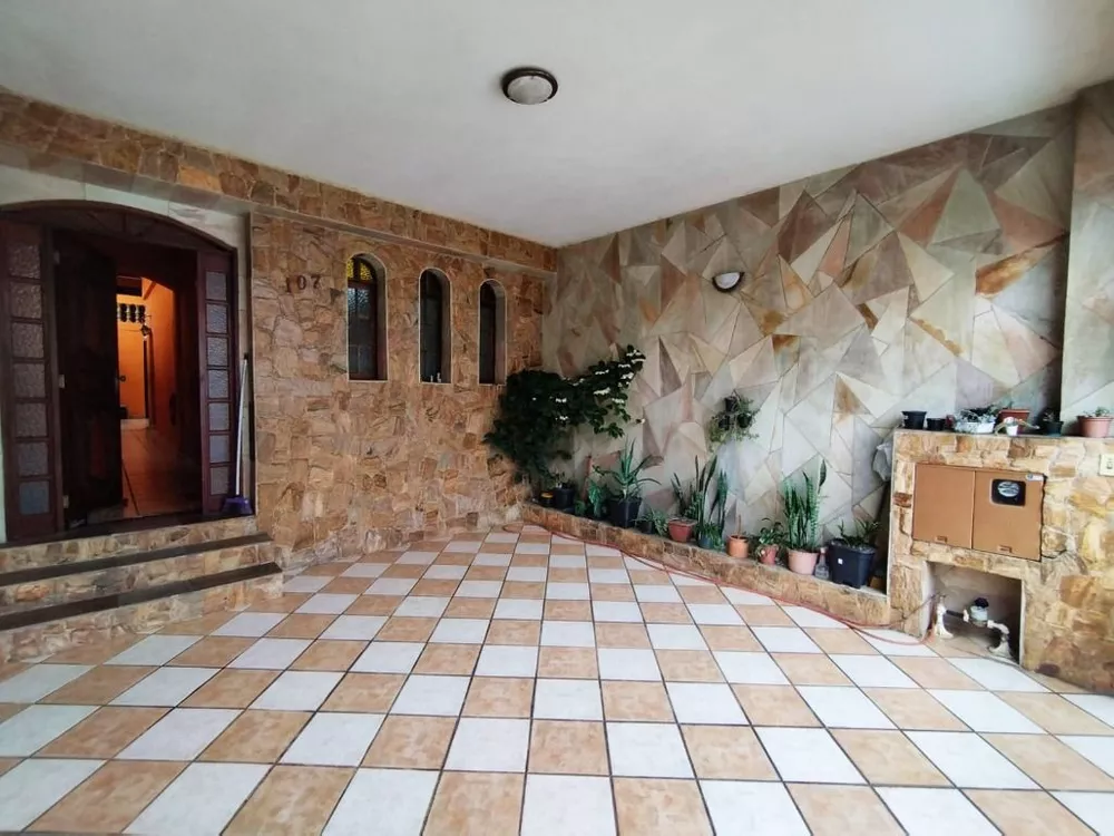 Sobrado à venda com 3 quartos, 150m² - Foto 2