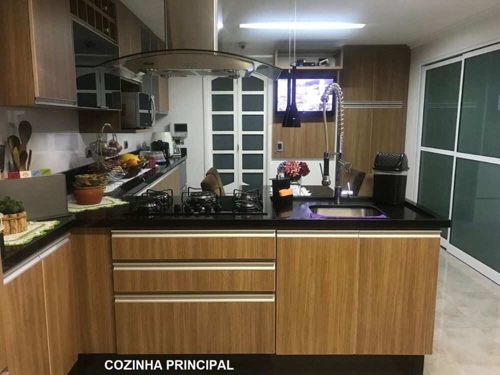 Sobrado, 3 quartos, 405 m² - Foto 4