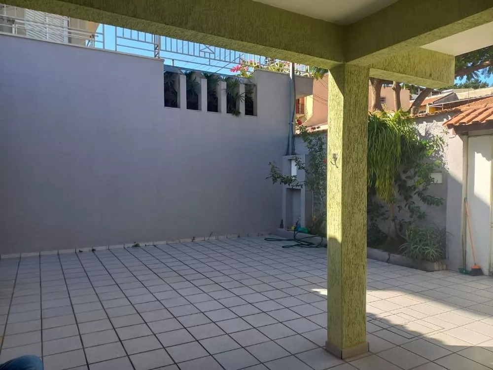 Casa à venda com 2 quartos, 95m² - Foto 3