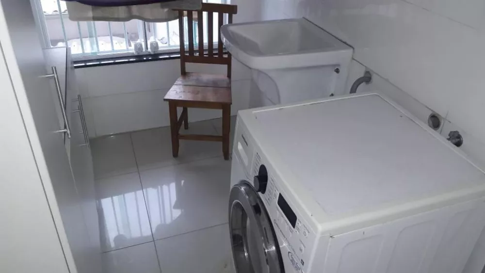 Sobrado à venda com 3 quartos, 240m² - Foto 11