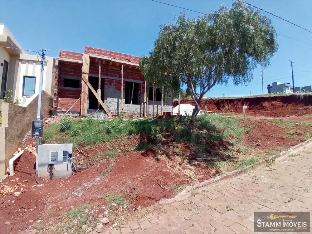 Casa à venda com 2 quartos, 300m² - Foto 1