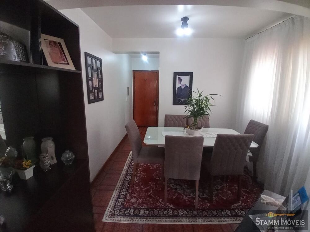 Apartamento à venda com 2 quartos, 88m² - Foto 2