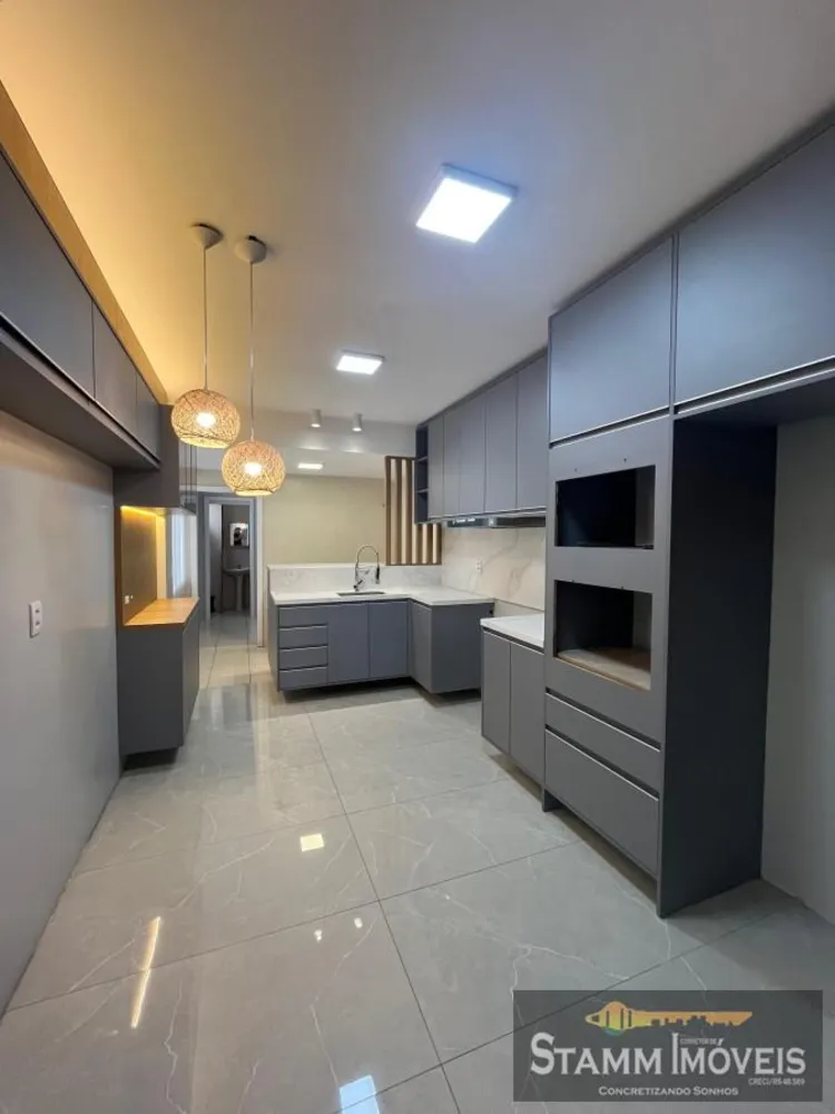 Apartamento, 3 quartos, 132 m² - Foto 2