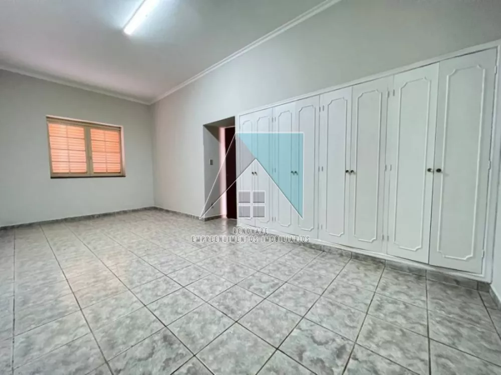 Casa à venda com 3 quartos, 224m² - Foto 3