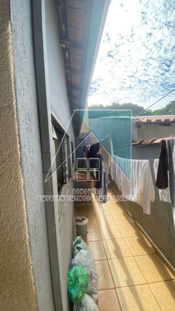 Casa para alugar com 5 quartos, 131m² - Foto 3