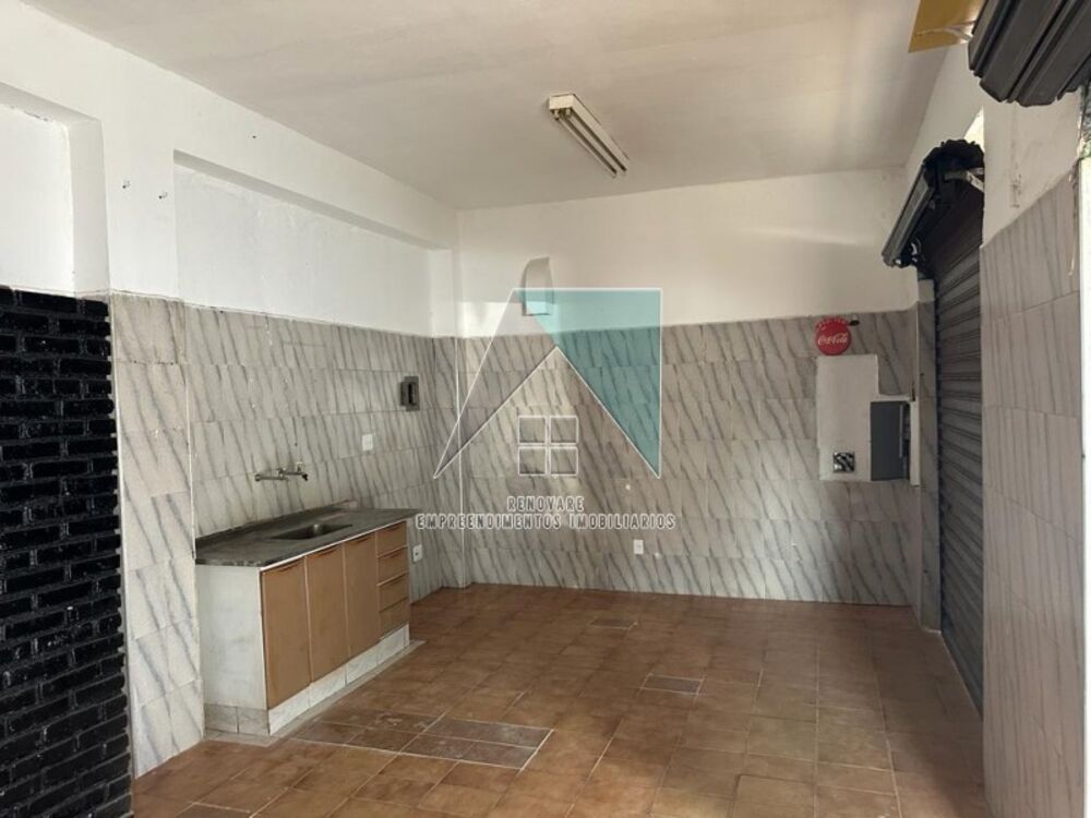Prédio Inteiro para alugar, 63m² - Foto 1