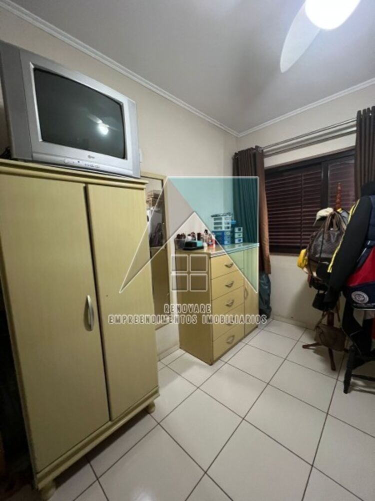 Apartamento à venda com 2 quartos, 70m² - Foto 2